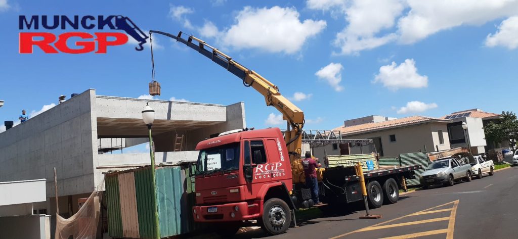 Munck em Ribeirão Preto é a escolha ideal para atender suas demandas com qualidade, eficiência e segurança. Atendemos diversos segmentos, como construção civil, indústrias, agronegócio e eventos, sempre oferecendo soluções personalizadas para cada tipo de projeto.